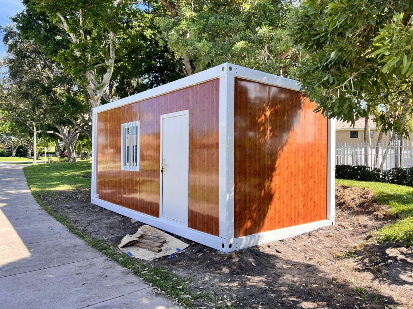 1-Bedroom Container House: An Innovative New Housing Option